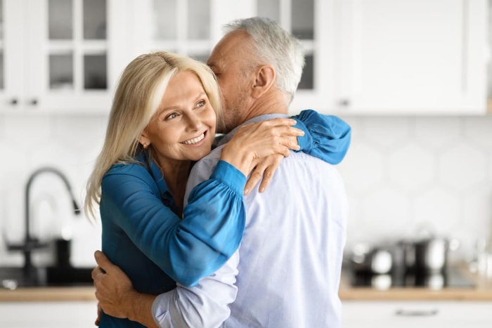 Starting Online Dating After Years of Meeting People Face to Face