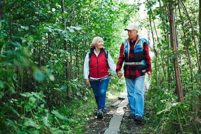 Mature couple on a gentle Penticton trail