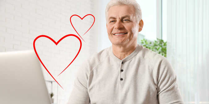 mature man visit dating site via PC on "dating sunday"