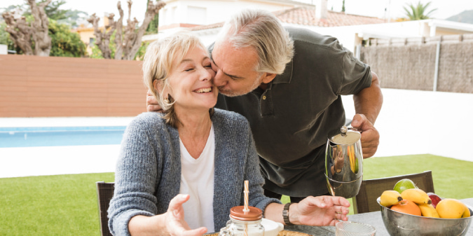 The Magnetic Chemistry of Senior Relationships